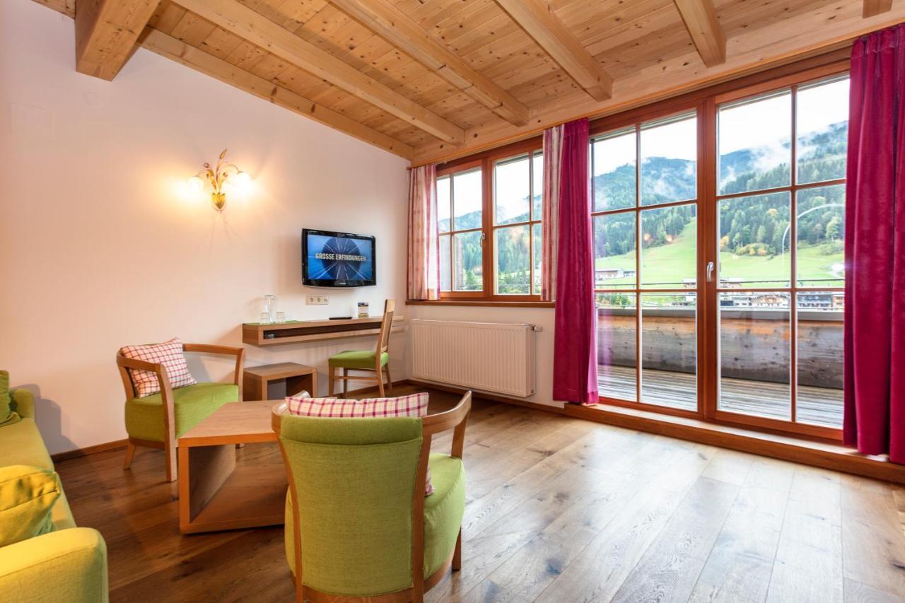 Brandstatthof Leogang Bed and Breakfast Buitenkant foto