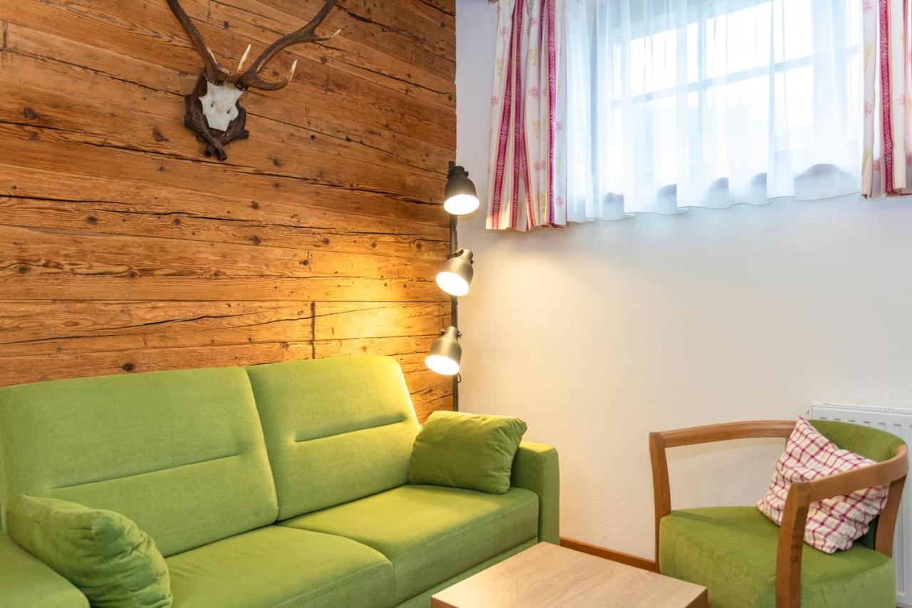 Brandstatthof Leogang Bed and Breakfast Buitenkant foto