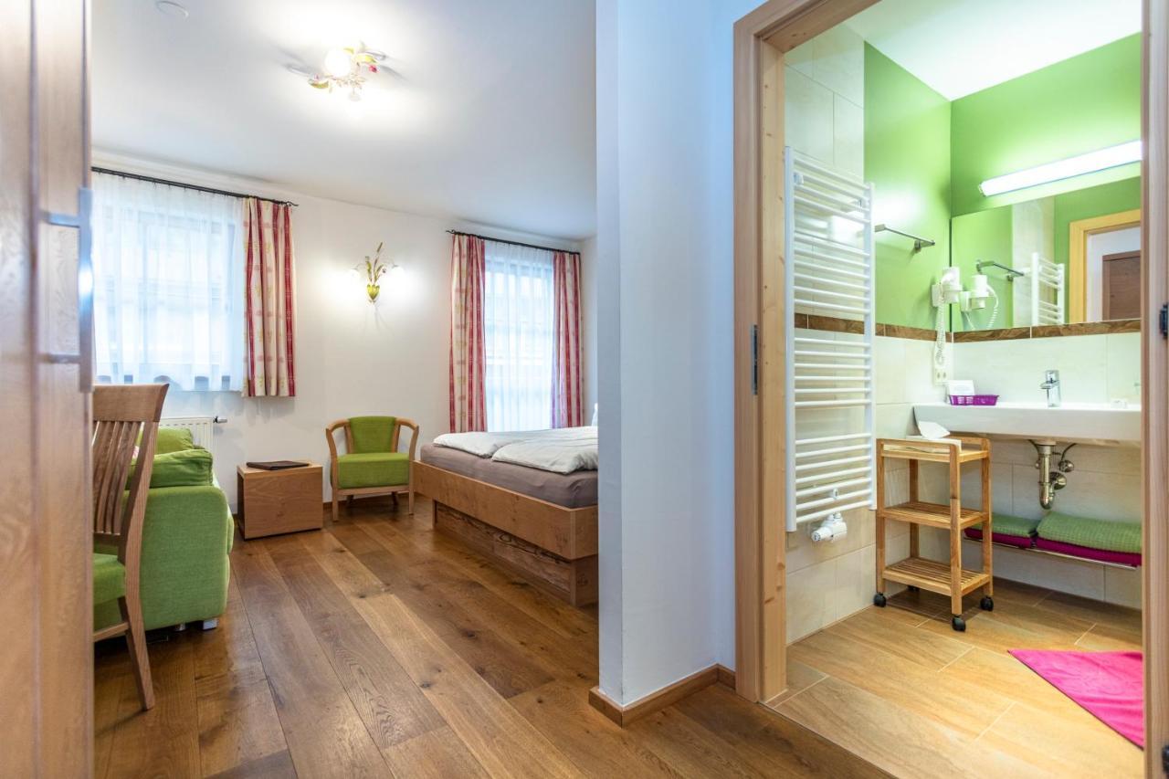 Brandstatthof Leogang Bed and Breakfast Buitenkant foto